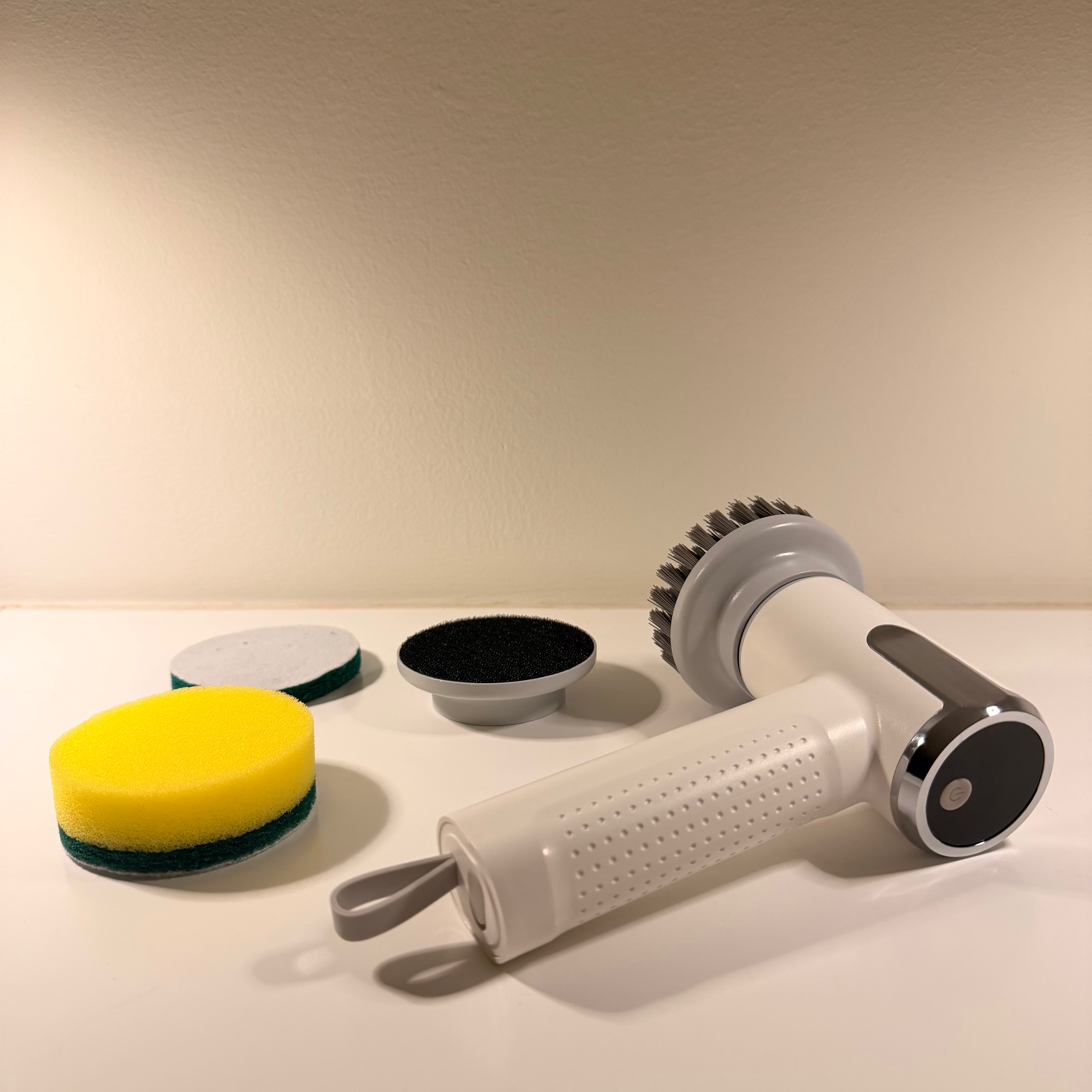 EasyWash™ Power Brush